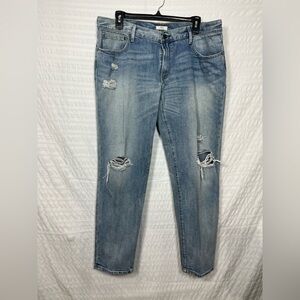 Able. Women’s Light Distressed Blue Denim Jeans “The Slouch” Size 32